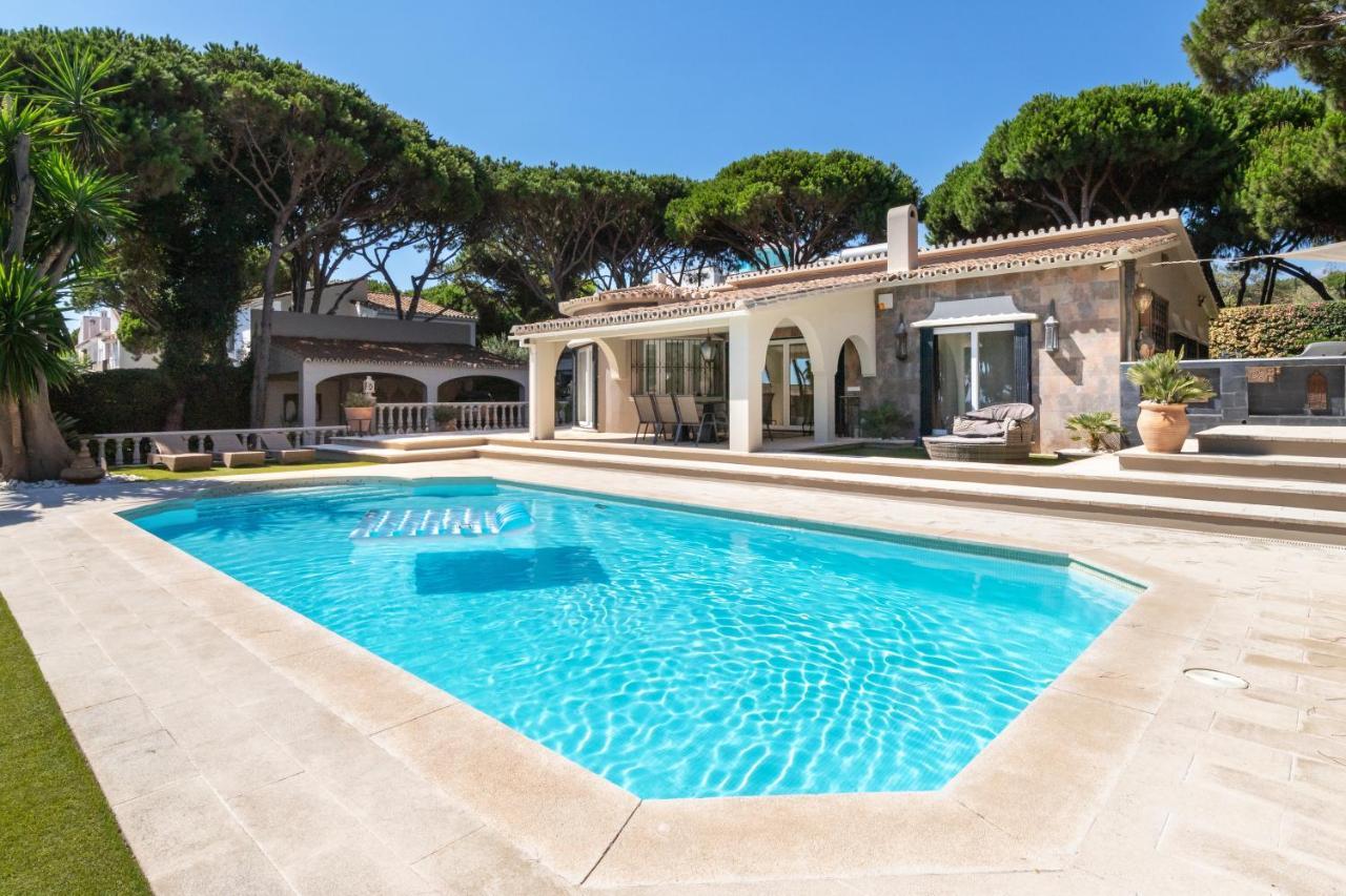 Villa in Puerto Cabopino Marbella Exterior foto