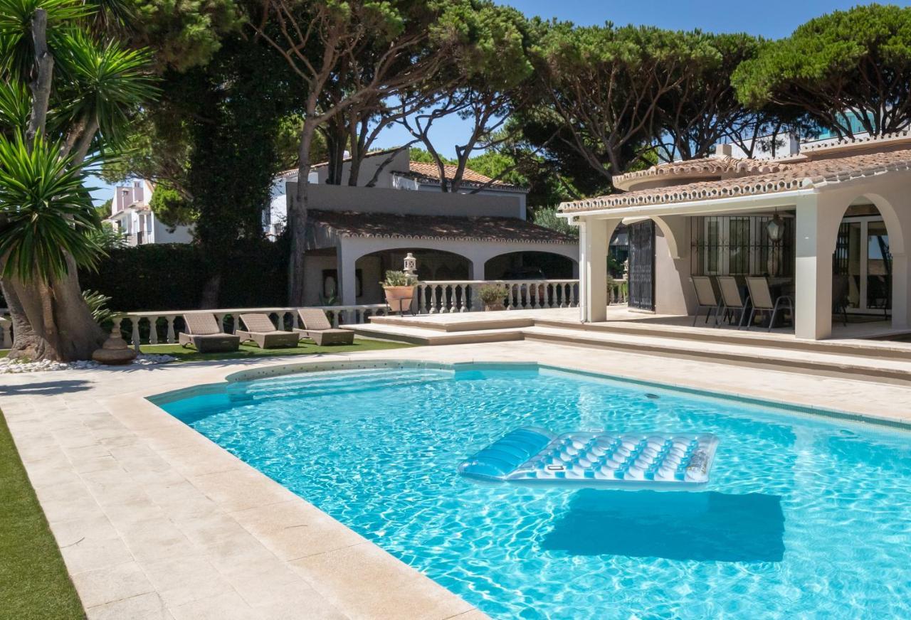 Villa in Puerto Cabopino Marbella Exterior foto